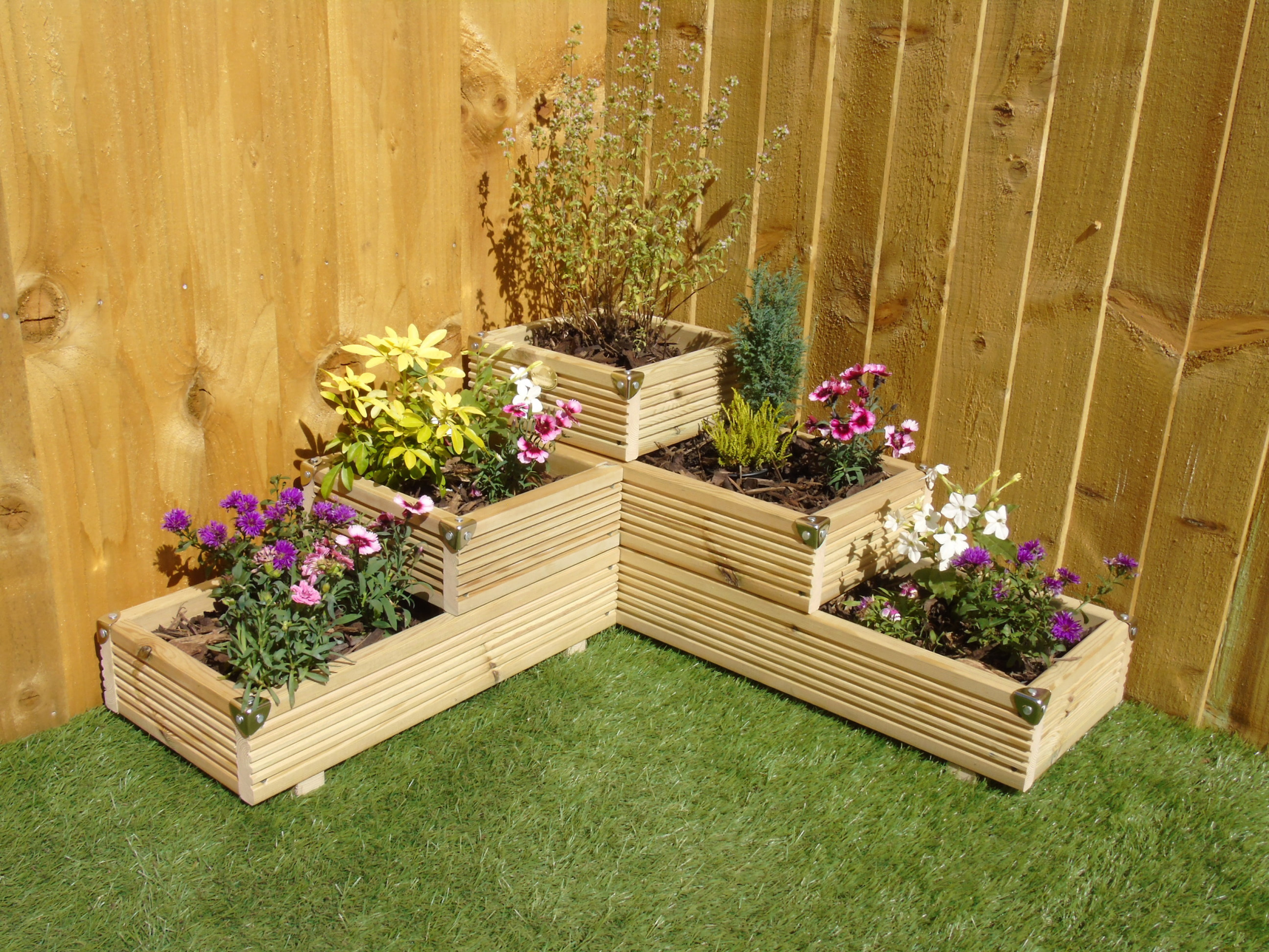 Product Of The Week A Beautiful Modern 2 Tier Planter | Inspiring Home ...